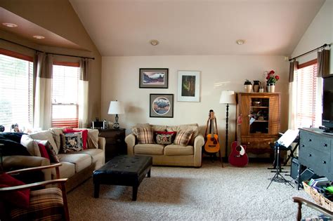 Living Room Decorating Ideas For Middle Class