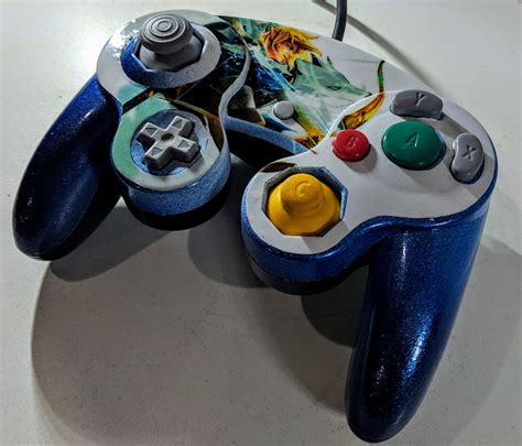 custom painted gamecube controller rzelda