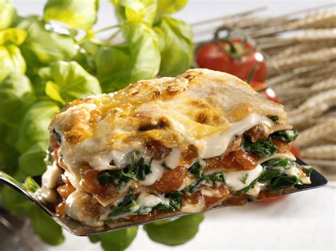 spinach  beef lasagna  ricotta cheese