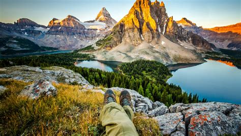 stunning hikes   canadian rockies