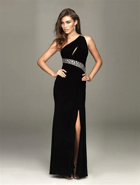 10 Elegant Black Dresses For Parties Fashion