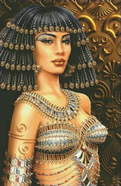 who is the most beautiful egyptian queen