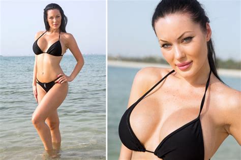 brangelina divorce angelina jolie lookalike says big boobs and sexy image intimidates men
