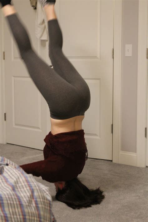 my sister in tight yoga pants 😍 creepshots