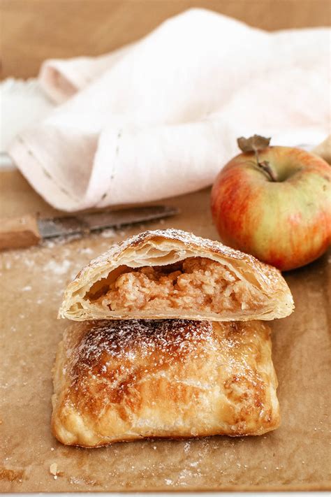 Apple Pie With Puff Pastry Cheese Frosting Recipe