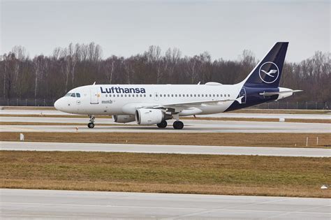 lufthansa quietly prepares launch  city airlines