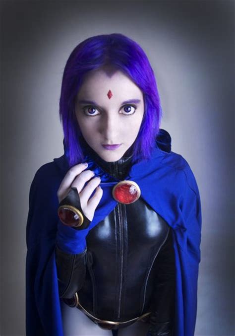 Raven Casts Her Way Into Our Injustice Gods Among Us