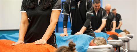 introductory massage course evolve college