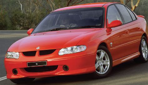 holden commodore vt vx history