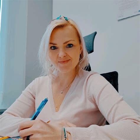 Magdalena Berezowska – Specjalista Ds Personalnych – Iac Group Linkedin
