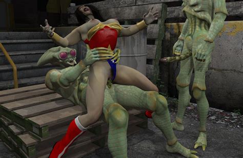 wonder woman gets brutally fucked by a strong titan