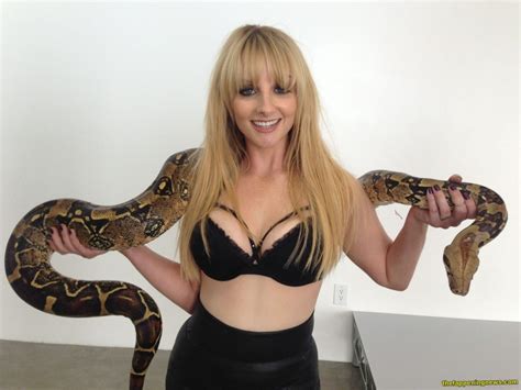 melissa rauch nude leaked photos the fappening 2019 thefappening news