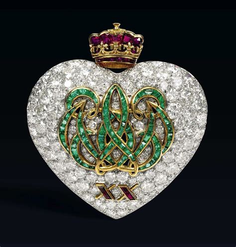 duchess wallis simpsons brooch royal jewelry gemstone brooch jewels