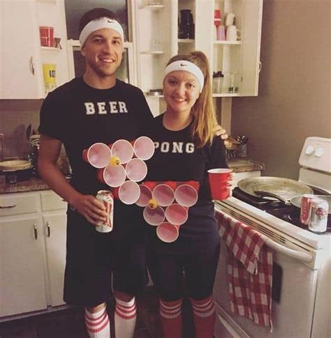 32 Easy Couple Costumes To Copy That Are Perfect For The