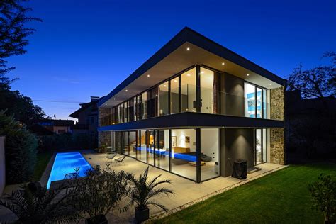 tina urban designs  sleek  stylish contemporary home