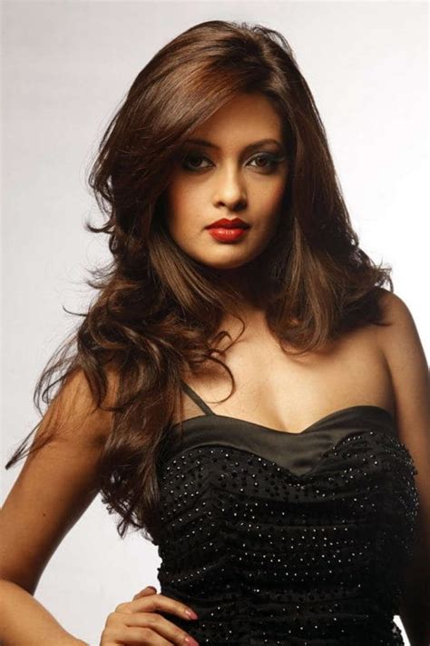शिल्पा शेट्टी कंगना रनौत सोनम कपूर जानें इनके ख़ूबसूरत बालों का राज़ 5 bollywood actress