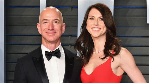 Amazon Ceo Jeff Bezos Divorcing Wife Mackenzie After 25