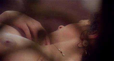 Clio Goldsmith Nude Pics And Hot Sex Scenes Compilation