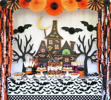 halloween halloween party ideas photo    catch  party