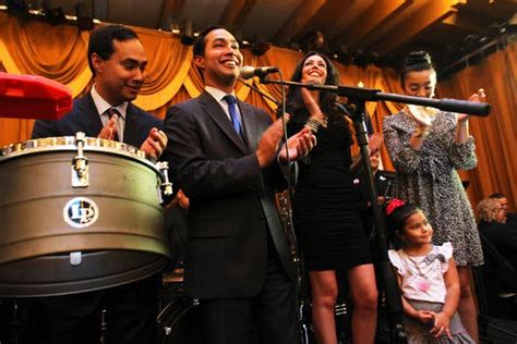 Joaquin Castro The Other Texas Twin Takes Center Stage The New York