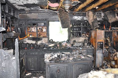kitchen fire   home phc restoration