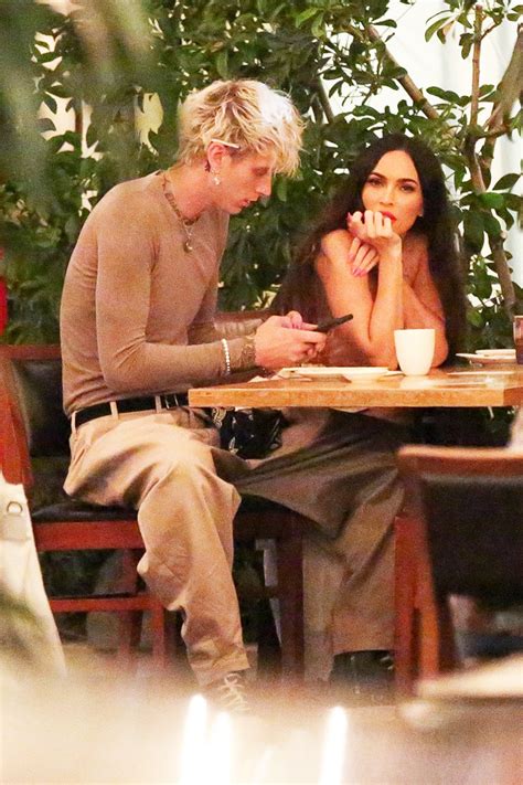 Megan Fox And Machine Gun Kelly Spotted Kissing On Dinner Date Pics