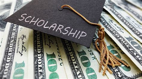 full ride scholarships  universities    offer college apps