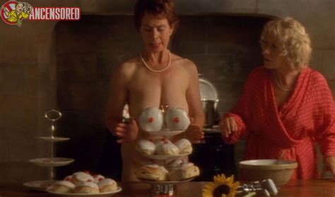 naked celia imrie in calendar girls