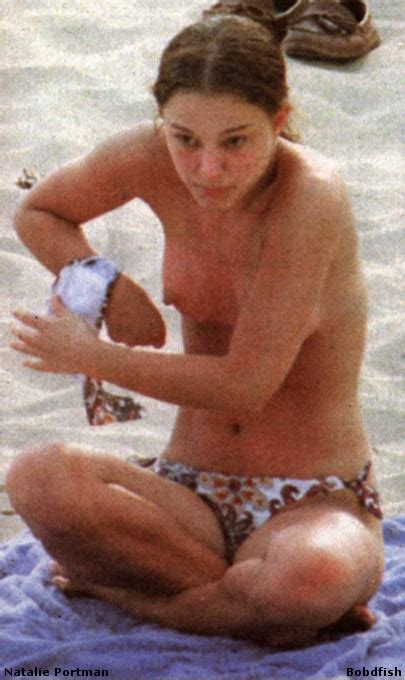 Naked Natalie Portman In Beach Babes