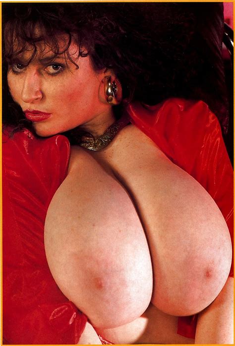 The Huge Irish Boobs Of Lisa Phillips Porn Pictures Xxx