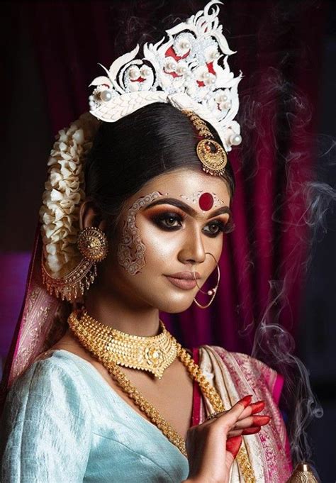 pin by monai on bengali bridal makeup indian bride makeup bengali