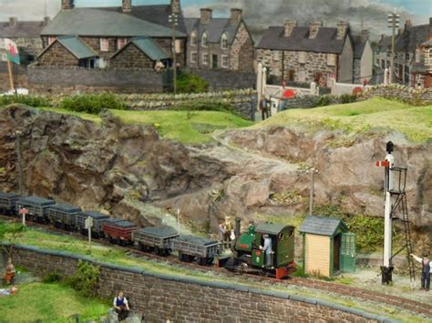 michael s model railways scenic 009 layouts at narrow gauge south