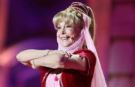78 Year Old Barbara Eden Dons ‘i Dream Of Jeannie’ Costume