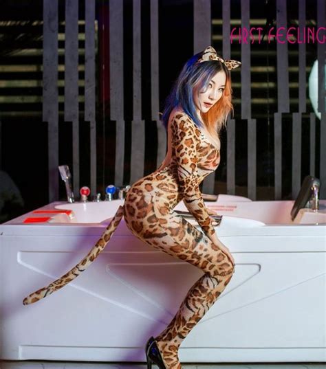 sexy leopard catwoman bodysuit fetish halloween cat tiger with tail