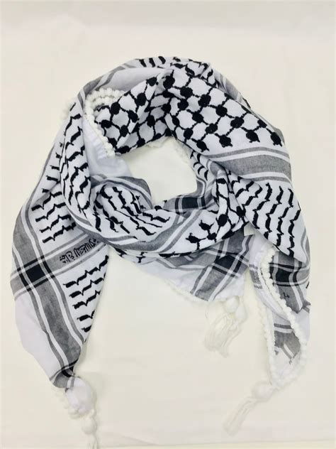 traditional palestinian scarf cotton keffiyeh shemagh etsy