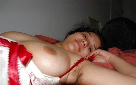 indian wife showing her big boobs and hairy pussy 10 pics xhamster