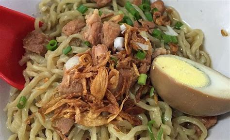 Mie Pangsit Bakmi Yang Enak Lezat Di Medan Crazfood