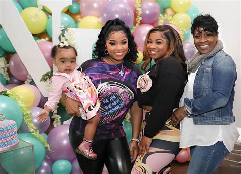 toya wright proclaims her love for ms nita fans say she got her pose