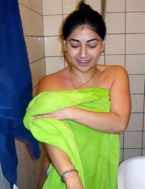 super sexy indian hot indian desi sexy girls and bhabhi looks so nic amma in 2019 aunty
