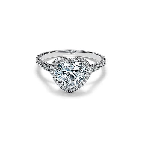Get The Look Lady Gaga S Engagement Ring Celebrity