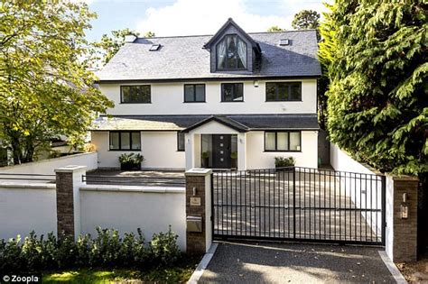 britains  popular homes  sale daily mail