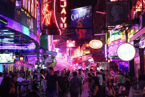 finding the bang in bangkok a night in patpong