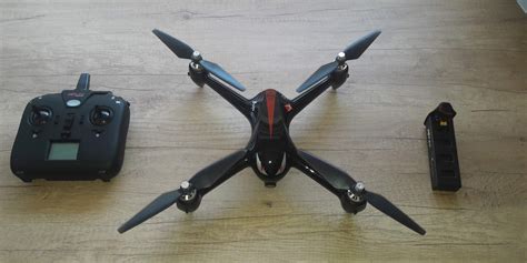 drones globes blog review mjx bugs  cheap reliable gps drone  fullhd camera