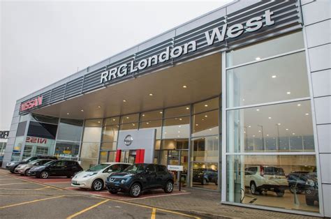 huge nissan dealership opened  london  renault dealer car manufacturer news