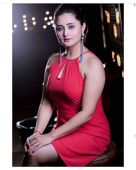 Rashami Desai Wiki Biography Web Series Movies Photos Age Height