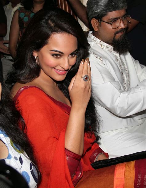 high quality bollywood celebrity pictures sonakshi sinha looks gorgeous in salwar kameez at the