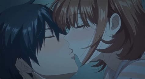 ero anime kiss hug offering two kinds of “male aid