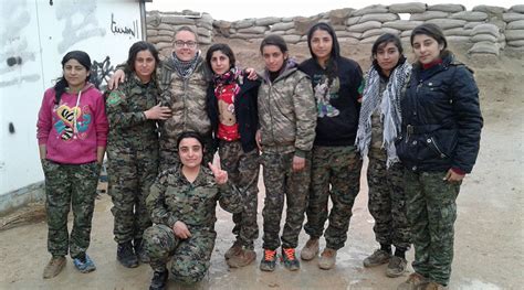 british woman first to join kurdish forces in fight