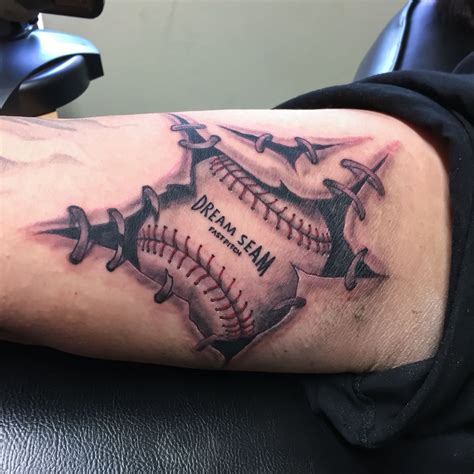 pin de victor mejia en  tattoos tatuajes de beisbol tatuajes de hijas brazos tatuados