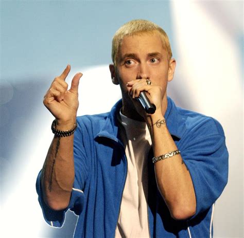 eminem aktuelle news bilder nachrichten zum  rapper welt